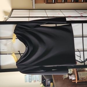 Black Guess Medium blouse